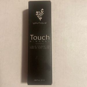 Younique Liquid Touch Foundation